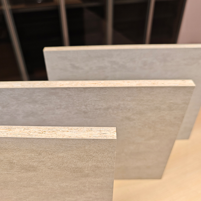 Oriented Strand Board（OSB)